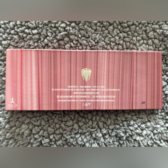 Jeffree Star cavity Skin Frost Highlighter Palette - Picture 6 of 6
